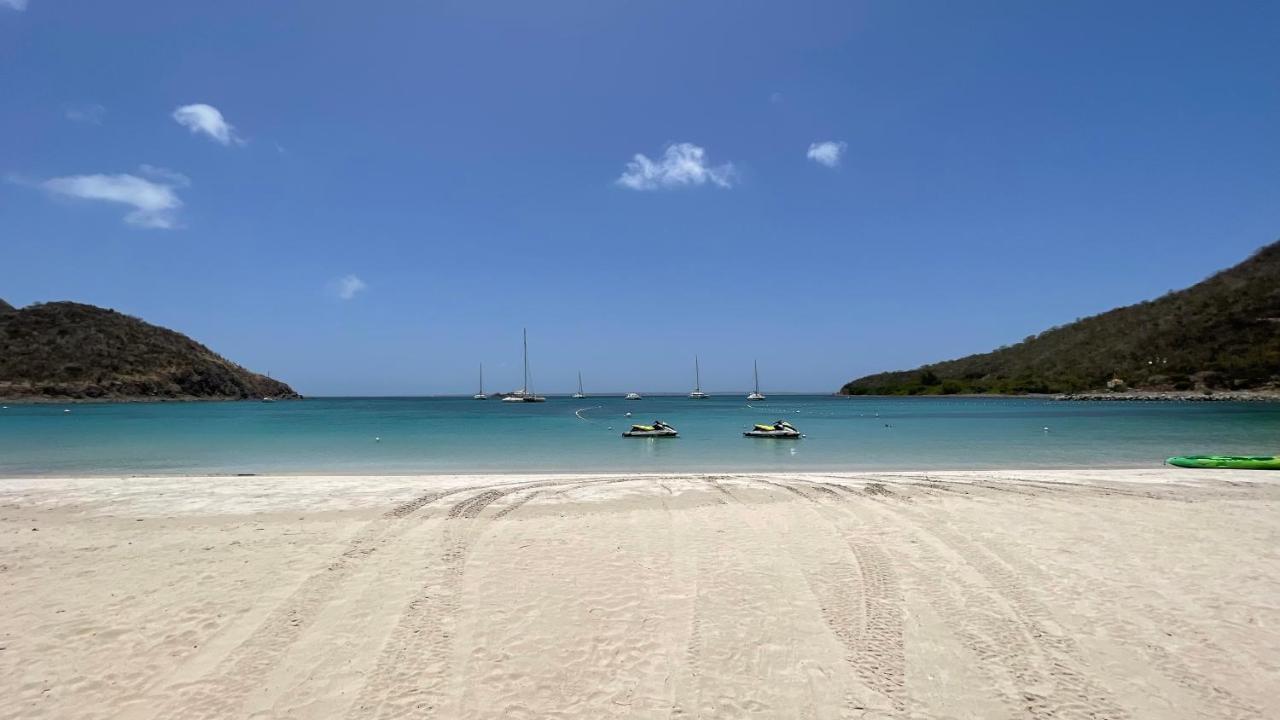 Island Escape, Marina Paradise & Beach Adventures Cul de Sac Luaran gambar